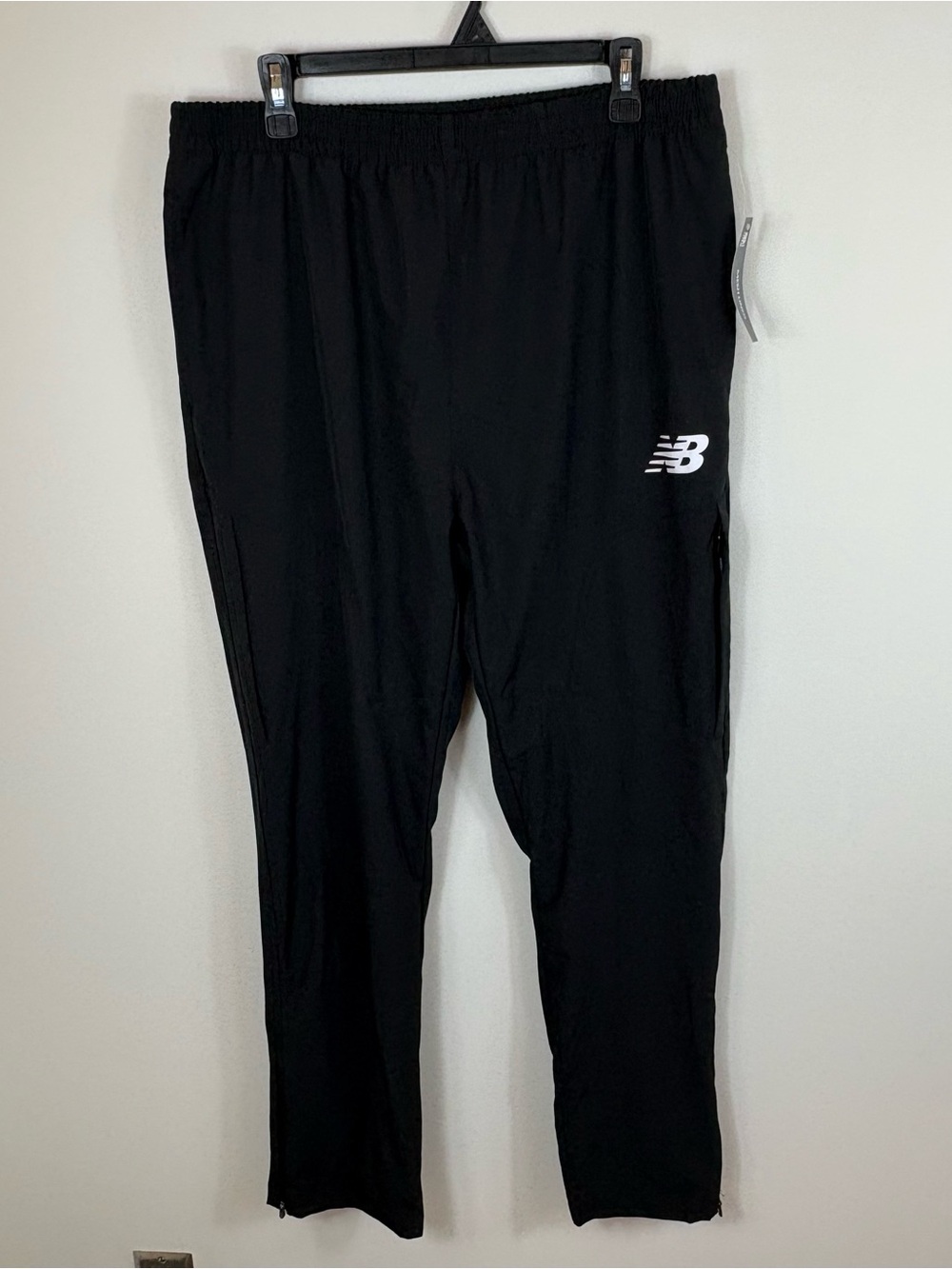 NEW BALANCE Mesh Lined Track Pants